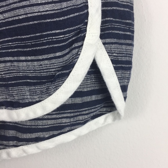 Athleta 100% linen navy & white trim striped short - Picture 7 of 9